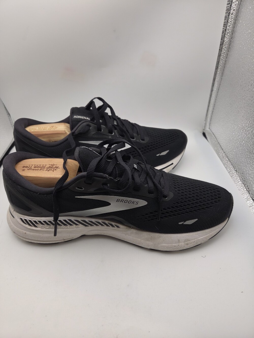 Brooks Adrenaline GTS 23 Women’s 9.5 Wide Running Shoes - Picture 5 of 10